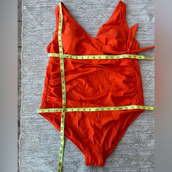Orange One-piece swimming suit rushed sides with bow. - Picture 9 of 10